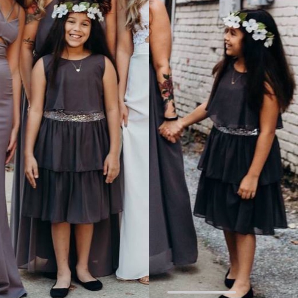 Little girl’s formal gray dress with silver belt